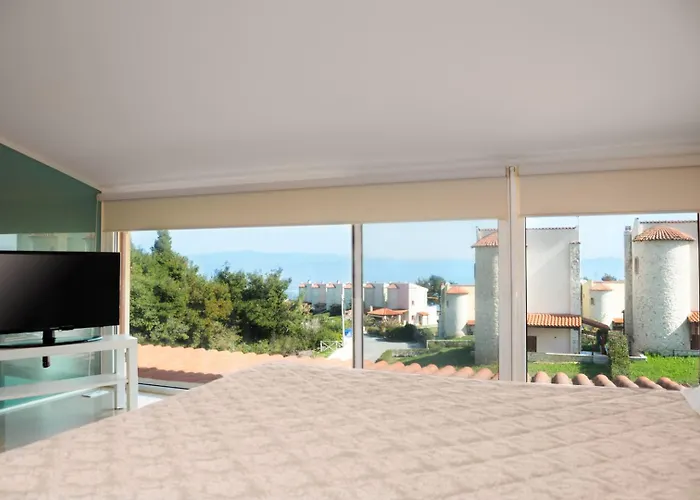 White Lotus With Private Pool Villa