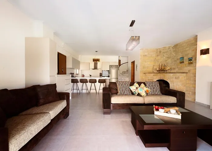 White Lotus With Private Pool Villa