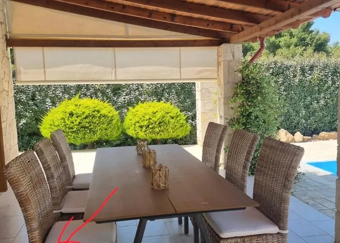 White Lotus With Private Pool Villa *