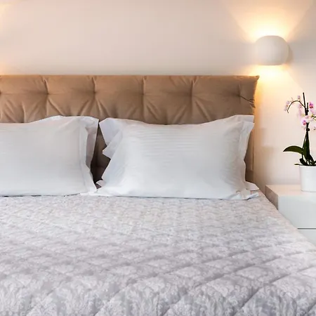 Jasmine With Private Pool * Áfitos