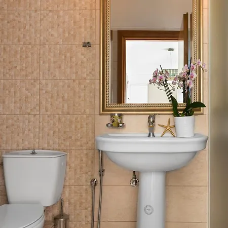 White Lotus With Private Pool וילה